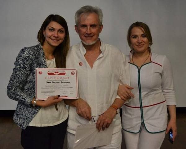 Обучение повышение квалификации микроблейдингу бровей у ведущих мастеров мира